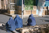 Afghanistan - Herat - women at the mosque - photo by E.Andersen