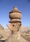 Jordan - Petra / Sela (Maan / Ma'an Governorate): detail detail at the Monastery - Ad Deir - finial at the the apex of the gable - photo by R.Wallace