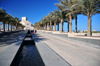 Doha, Qatar: avenue of water and palm trees between the Corniche and the Museum of Islamic Art - architect I.M. Pei - photo by M.Torres