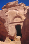 Saudi Arabia - Madain Salah: Nabatean rock carved tomb - gate - photo by F.Rigaud
