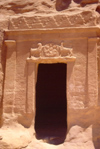 Saudi Arabia - Madain Salah: tomb - gate with lions - photo by F.Rigaud
